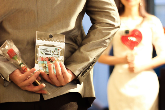 結婚式のプチギフト300円のおすすめ｜予算別で叶えるおしゃれなおもてなし