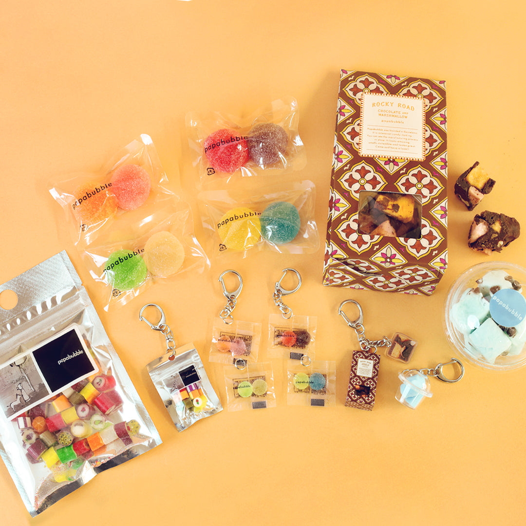 まるで本物？！全5種のかわいすぎるお菓子たちがマスコットチャームになって登場　PAPABUBBLEのカプセルトイシリーズ　8月6日より発売