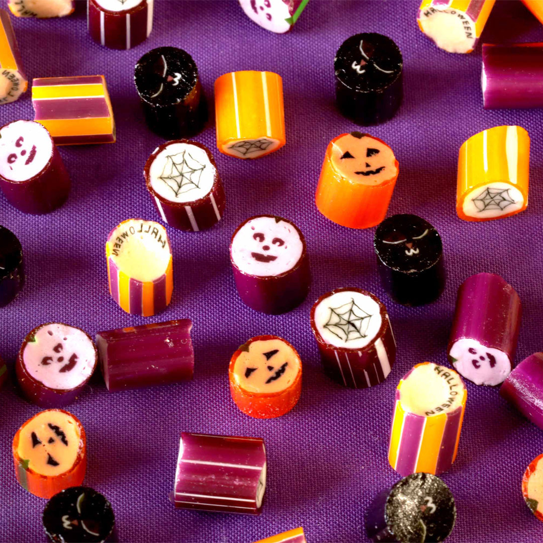 【オーダー】秋シリーズ④ リスの親子小さい秋セット ハロウィン カッティングダイ 1_Halloween_TOP_shopify.jpg?v=